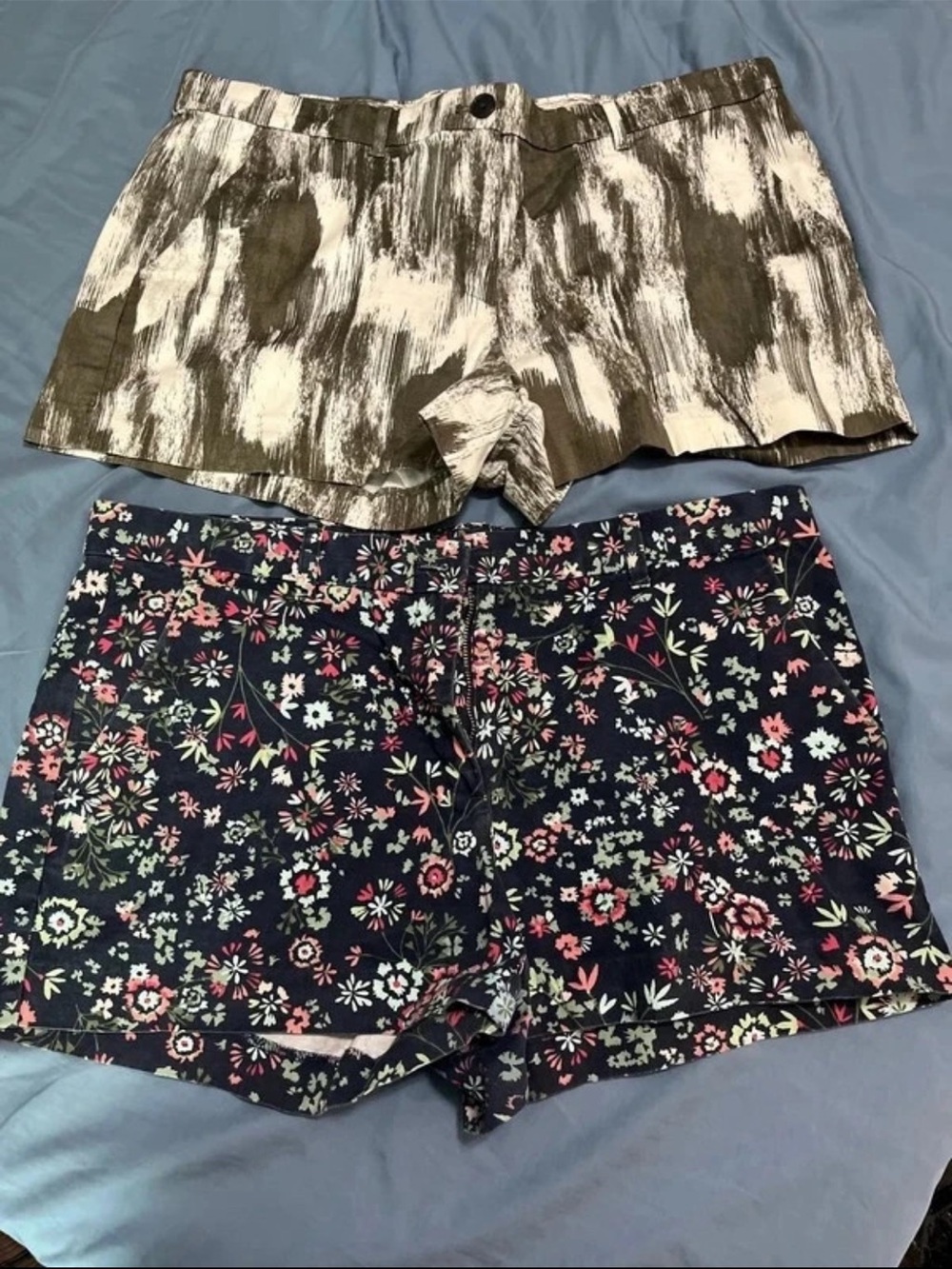 Lot of two pairs of gap shorts sz 12